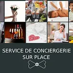 Le Versailles Suite Classe 3 Etoiles Vue Chateau & Potager